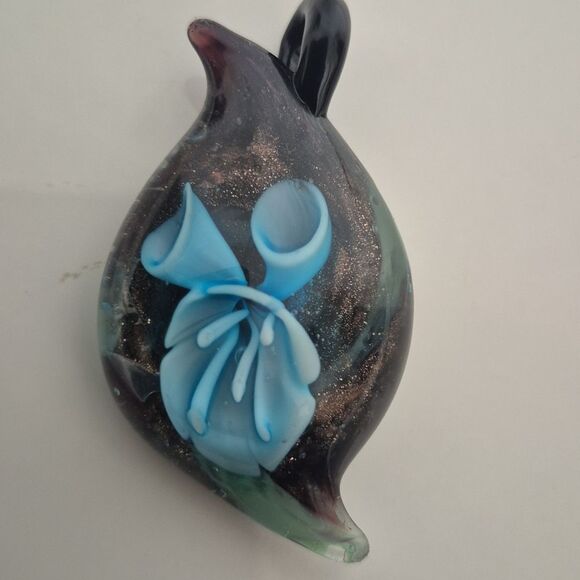 Murano Glass Bird Pendant with Blue Flower - Picture 13 of 16
